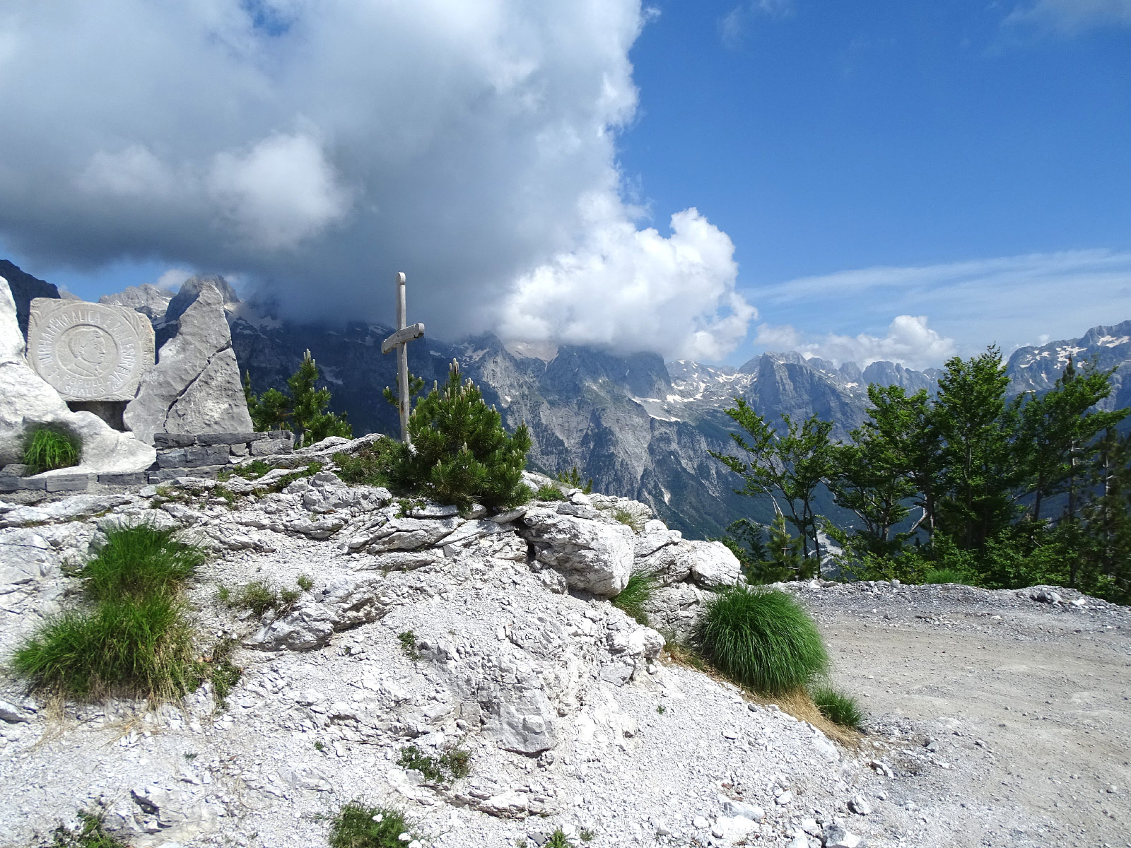 Theth (Photo license: CC BY 2.0)